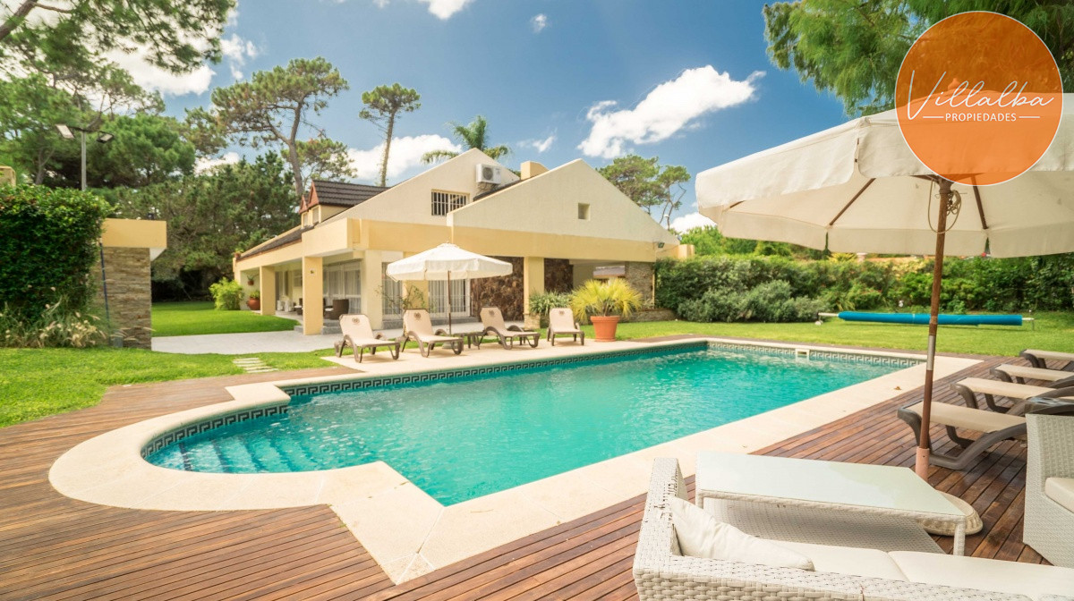 Apartamento ID.113 - Importante Residencia en el corazón de Punta del Este