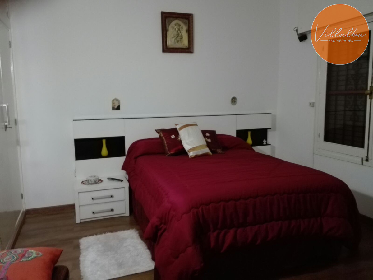 Apartamento ID.3670 - Venta casa de 6 dormitorios en  Punta del Este
