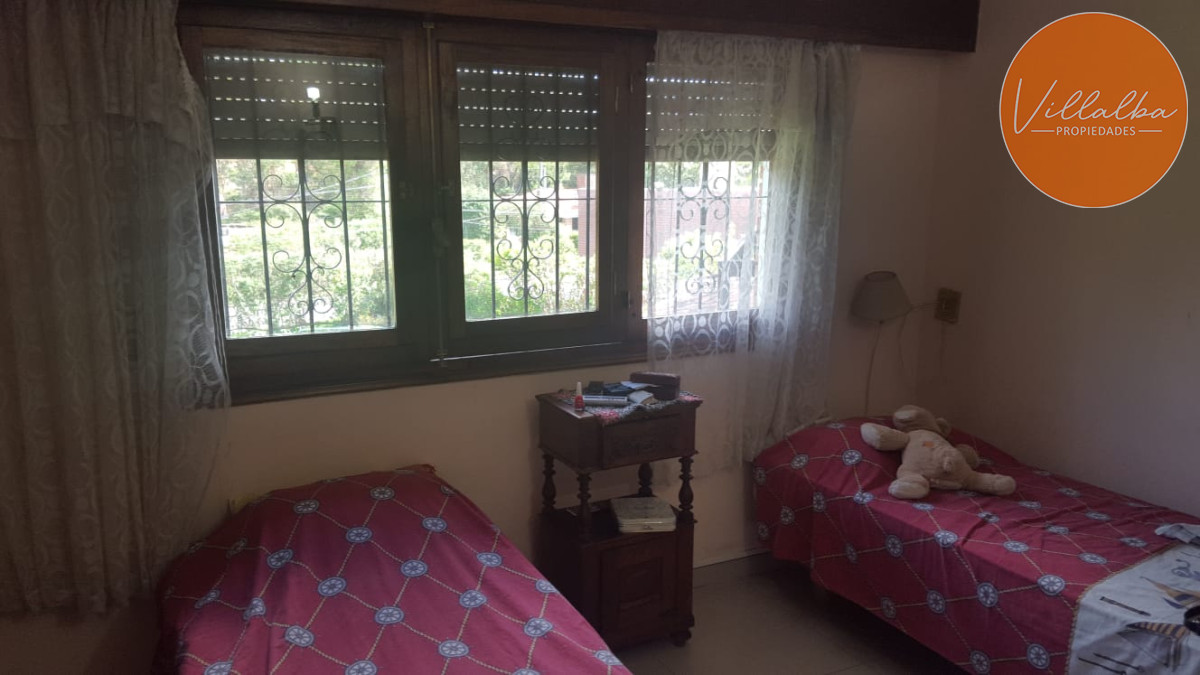 Apartamento ID.3670 - Venta casa de 6 dormitorios en  Punta del Este