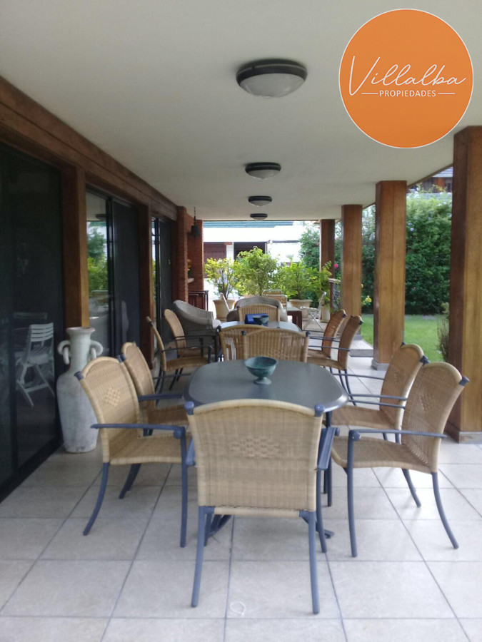Casa ID.501 - Importante  residencia en Punta del Este . 
