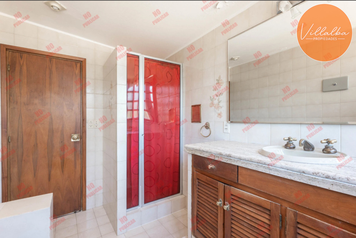 Apartamento ID.3259 - VENTA - A 1 Cuadra Del Mar En Playa Mansa
