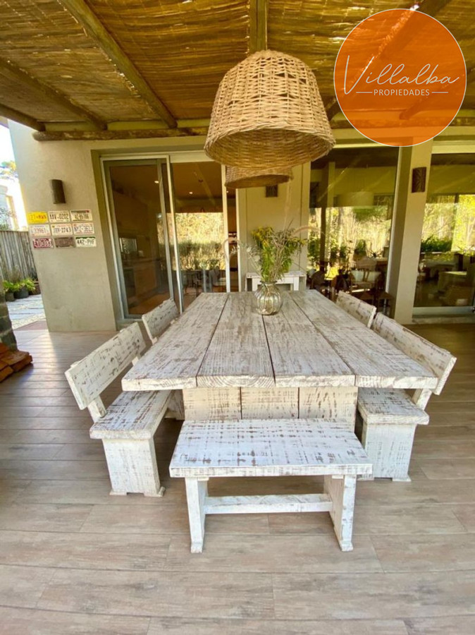 Casa ID.29 - Playa Brava,  esplendida casa en Venta. 