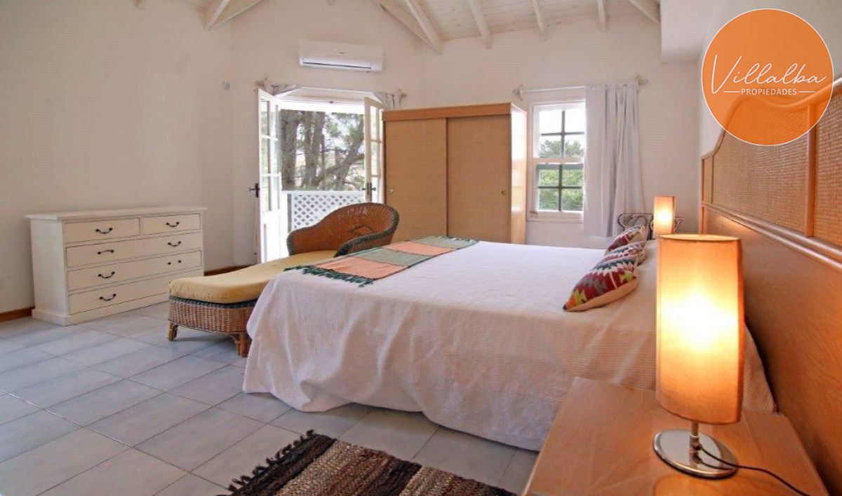 Apartamento ID.726 - Casa en La Barra de Maldonado.