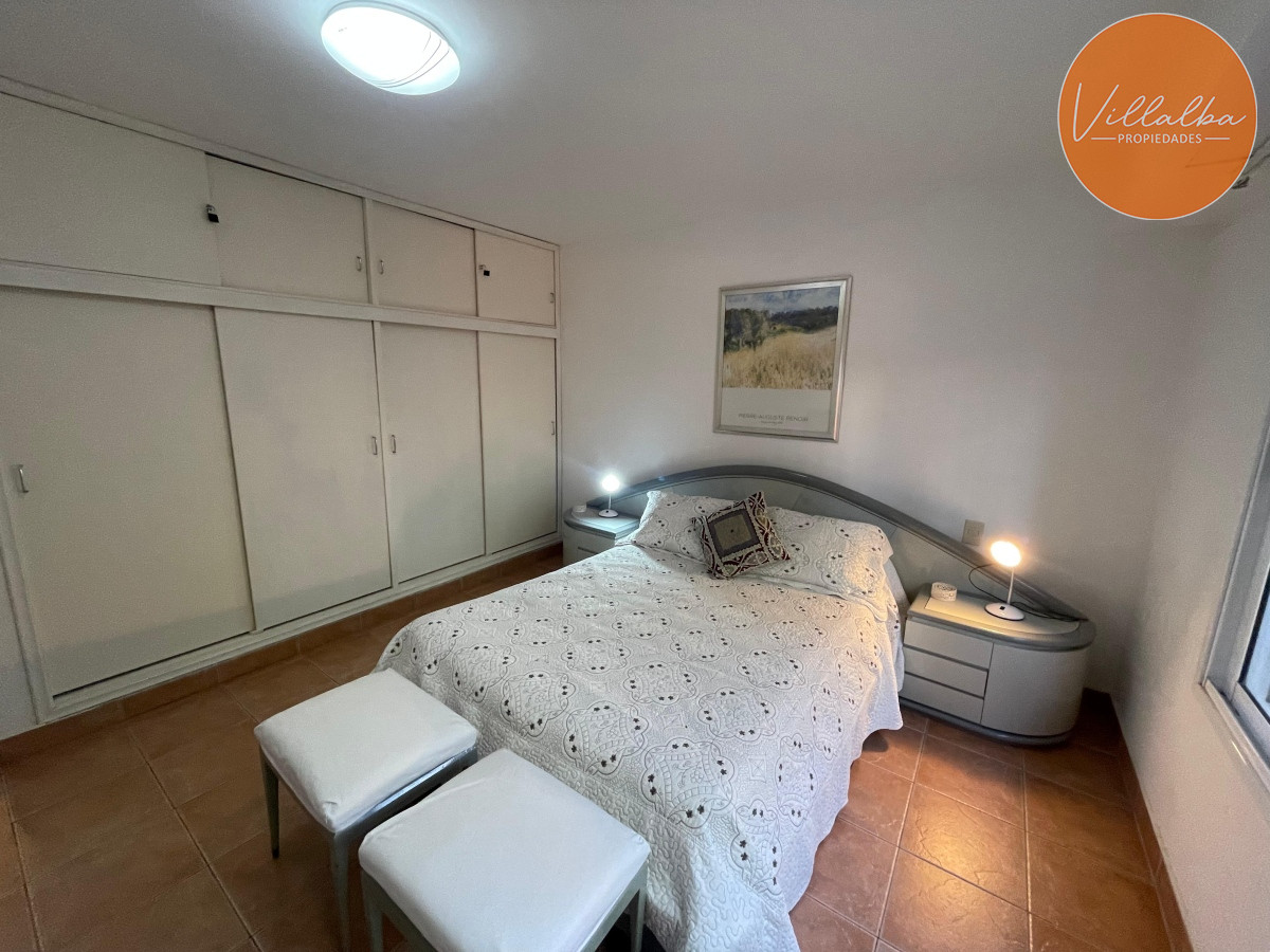 Casa ID.410 - Casa en la Zona de la Mansa . 