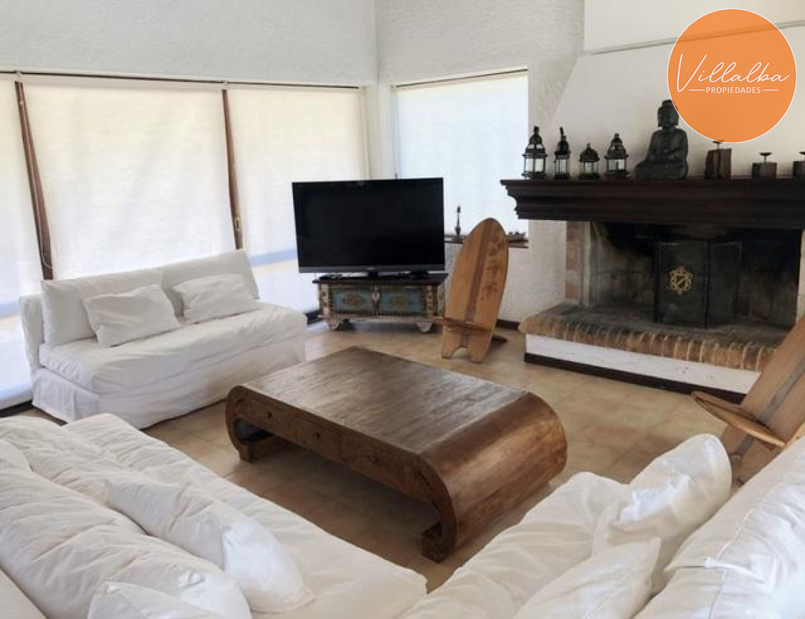 Casa ID.1880 - Importante Casa en Venta Punta del Este- Lugano