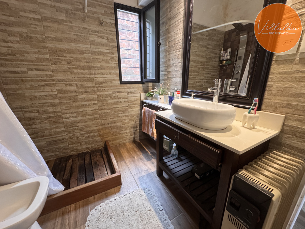 Apartamento ID.3452 - Casa con renta en zona céntrica de Maldonado Ideal para inversión o vivienda