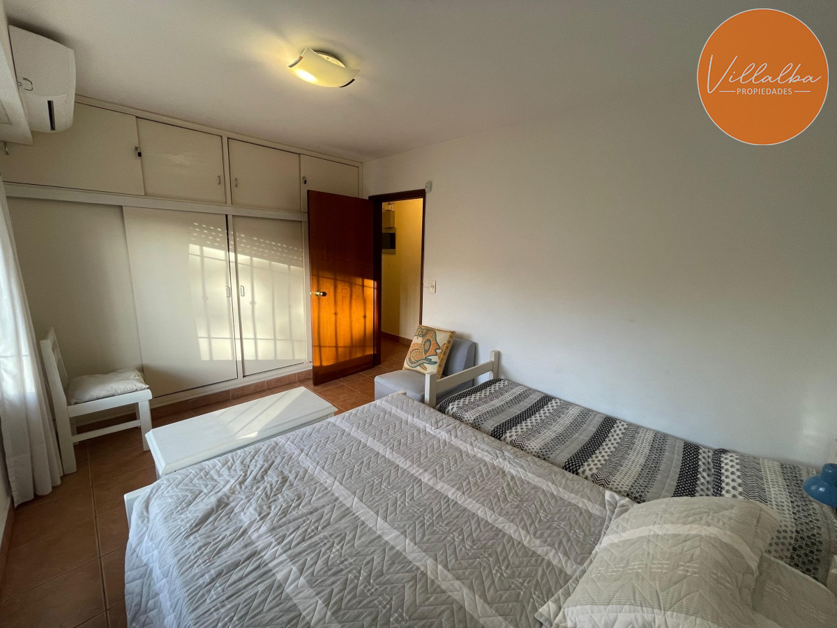 Casa ID.410 - Casa en la Zona de la Mansa . 