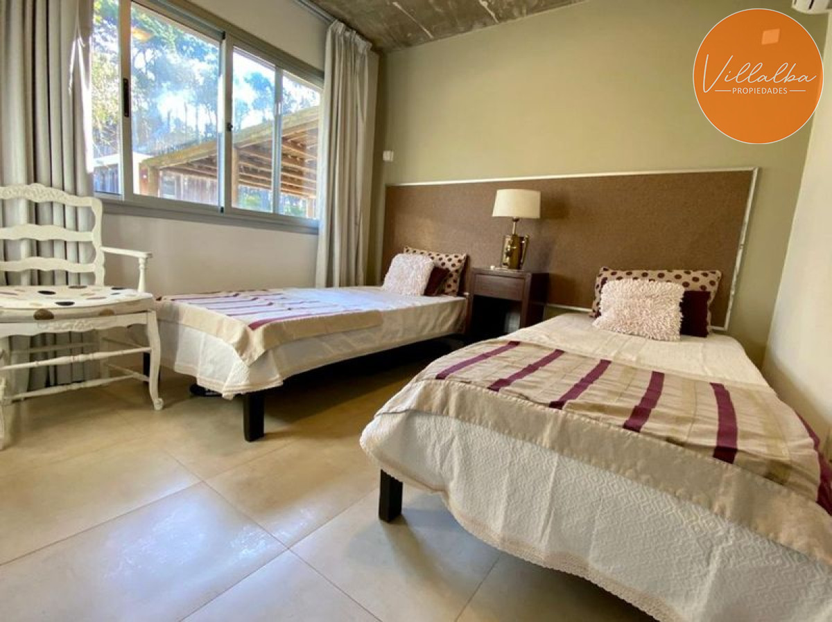 Casa ID.29 - Playa Brava,  esplendida casa en Venta. 