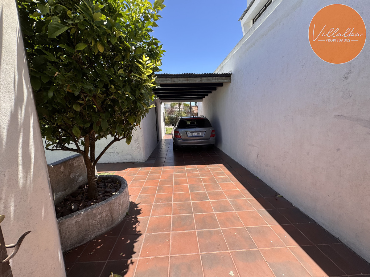 Casa ID.790 - Casa en Venta Playa Mansa 