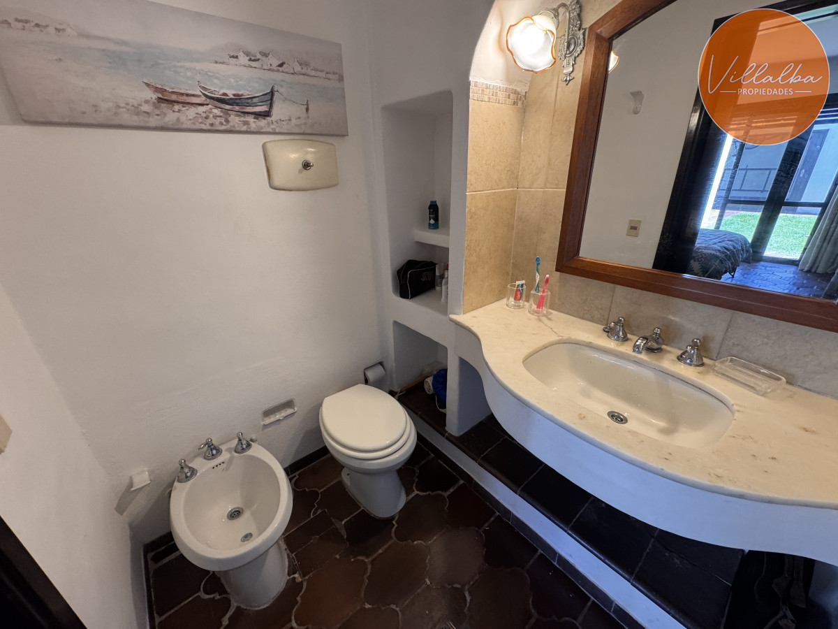 Casa ID.790 - Casa en Venta Playa Mansa 