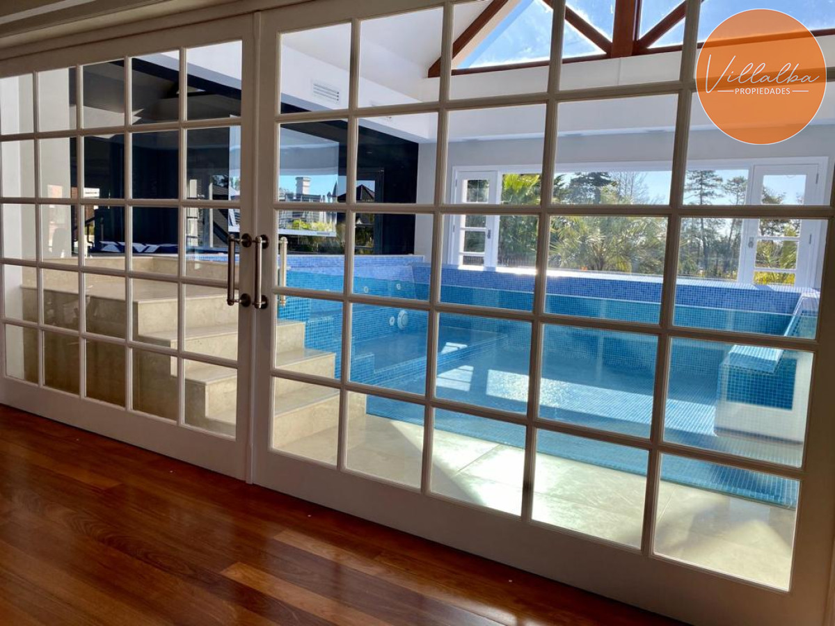 Casa ID.946 - Mansión de lujo en venta