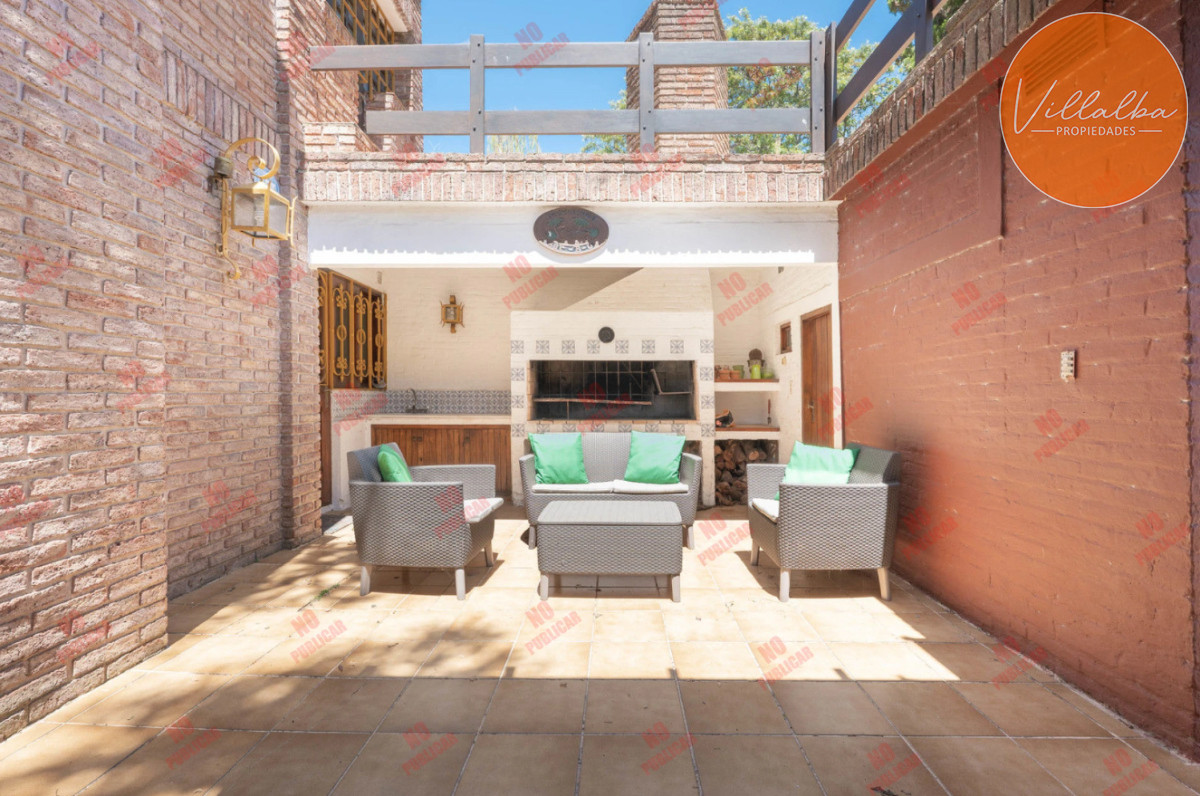 Apartamento ID.3259 - VENTA - A 1 Cuadra Del Mar En Playa Mansa