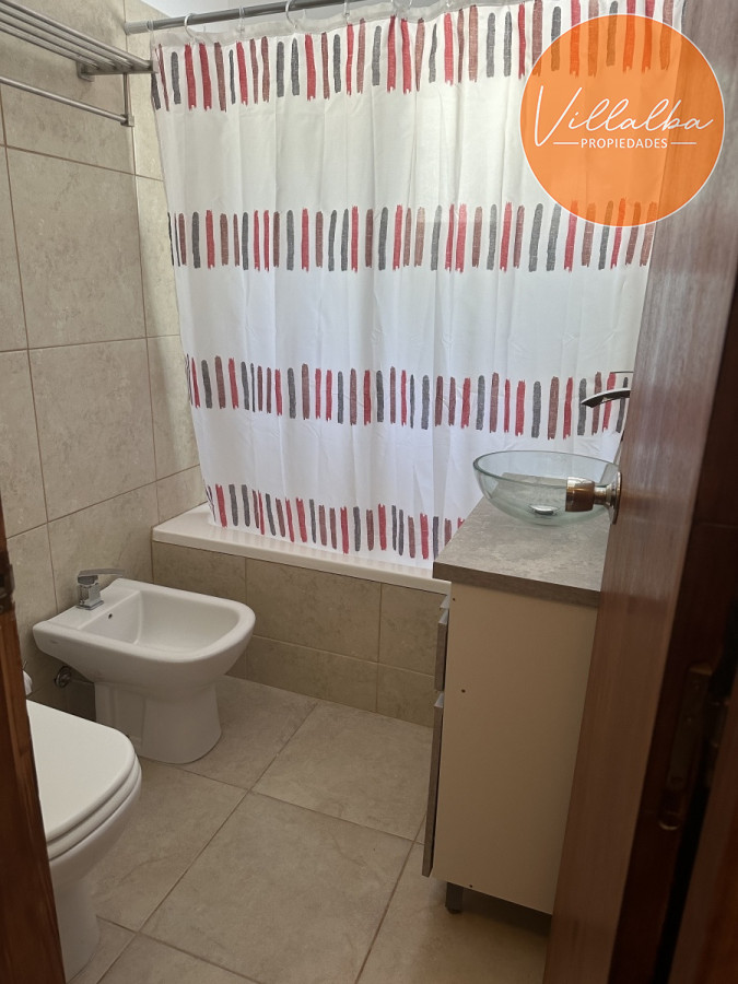 Apartamento ID.2294 - Casa en venta - ideal para vivir todo el año! Próxima a Colegios y servicios. 