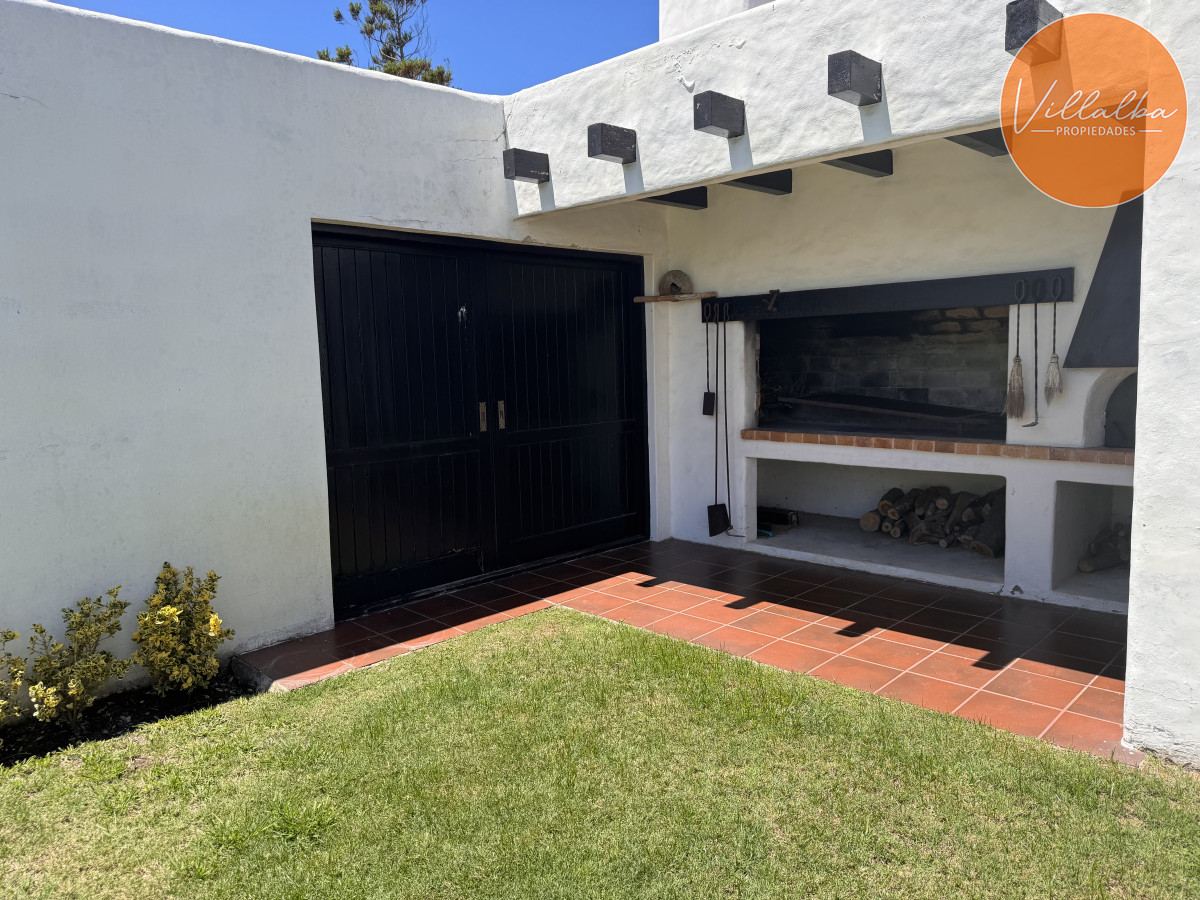 Casa ID.790 - Casa en Venta Playa Mansa 