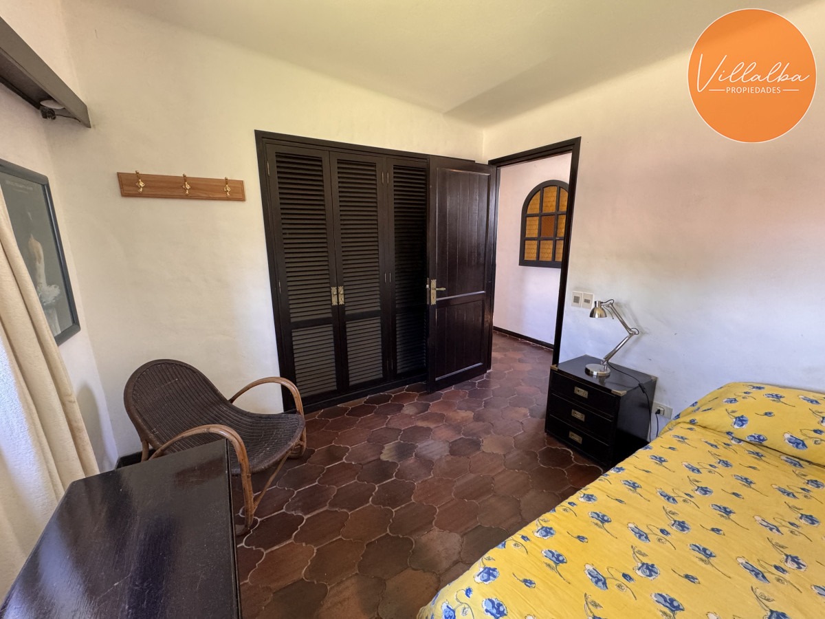 Casa ID.790 - Casa en Venta Playa Mansa 