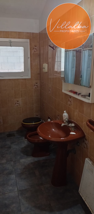 Casa ID.2966 - Casa en venta, 3 dormitorios  - Playa mansa, Punta del Este. 
