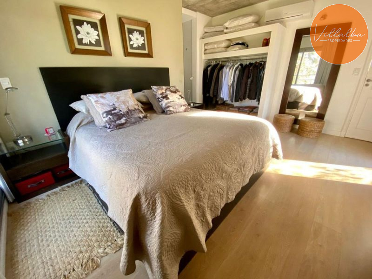 Casa ID.29 - Playa Brava,  esplendida casa en Venta. 