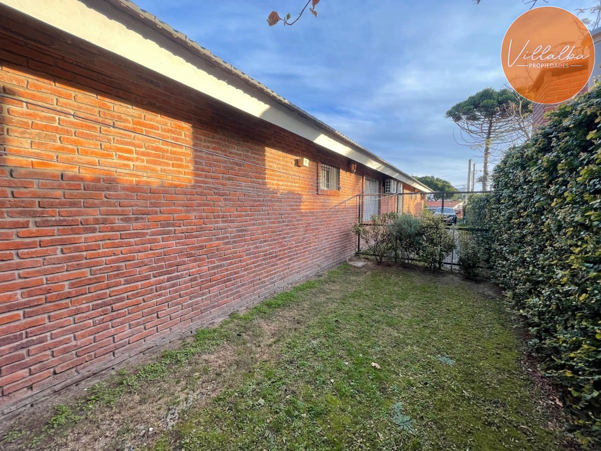 Casa ID.410 - Casa en la Zona de la Mansa . 