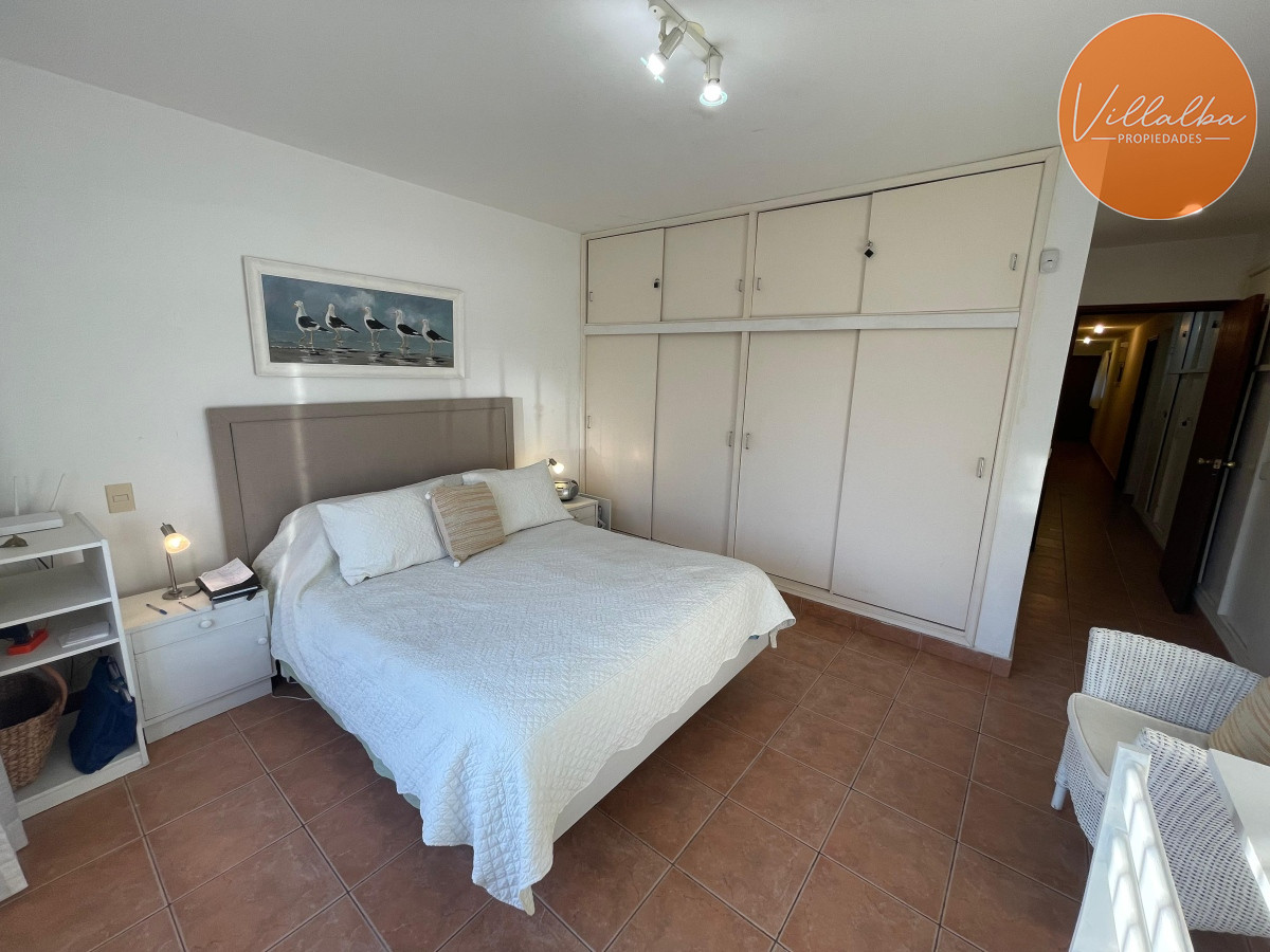 Casa ID.410 - Casa en la Zona de la Mansa . 