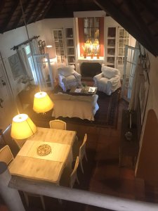 Casa en Venta Pinares con piscina y Parrillero. 