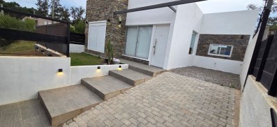 Casa 2 dormitorios 2 baÃ±os venta 