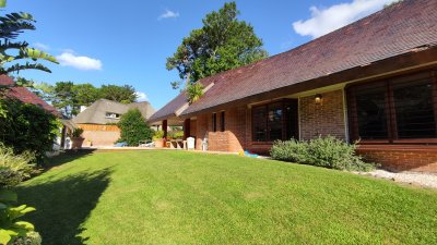 Lugano- Venta de Importante Casa 