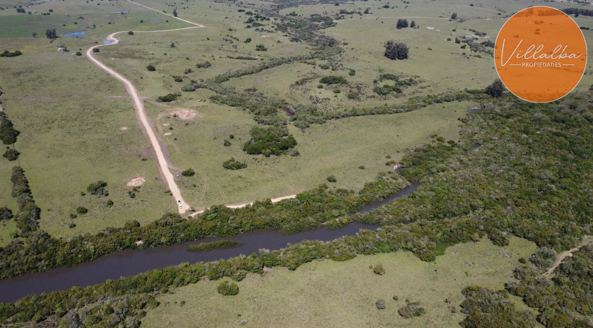 Chacra ID.2667 - Oportunidad de Inversión en Garzón, Uruguay - Vende Villalba Propiedades. 