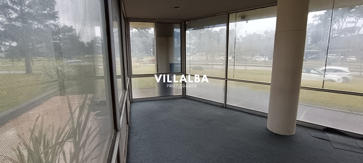 Local Comercial ID.3029 - Local en Maldonado, Otros Barrios