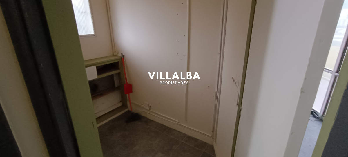 Local Comercial ID.3029 - Local en Maldonado, Otros Barrios