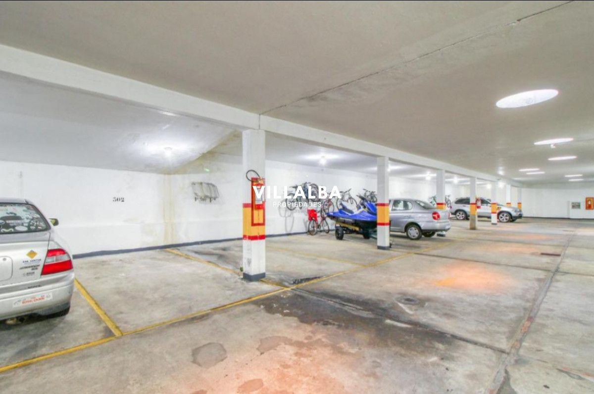 Apartamento ID.3648 - Piso alto, vista al mar - 3 dormitorios 