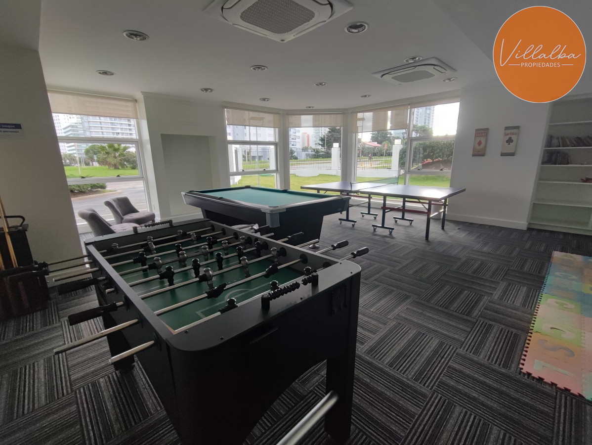 Apartamento ID.3072 - Espectacular Apartamento de 4 Dormitorios a metros de la rambla, playa mansa.