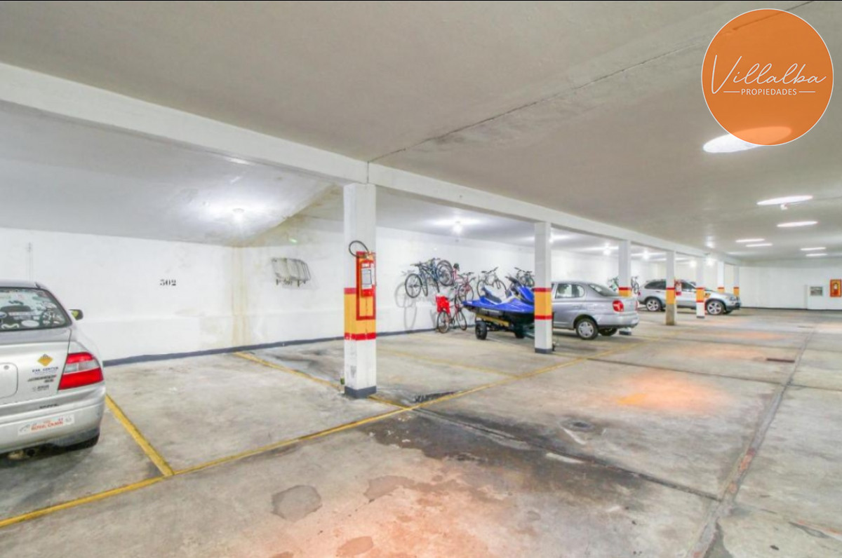 Apartamento ID.3648 - Piso alto, vista al mar - 3 dormitorios 