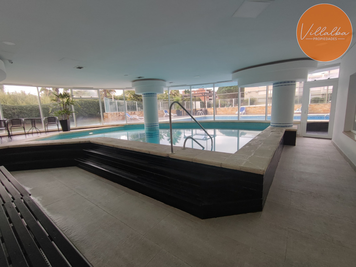 Apartamento ID.3072 - Espectacular Apartamento de 4 Dormitorios a metros de la rambla, playa mansa.