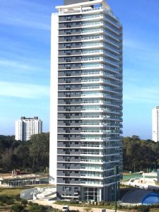 Apartamento en venta en Torre One, Brava - Punta del Este.