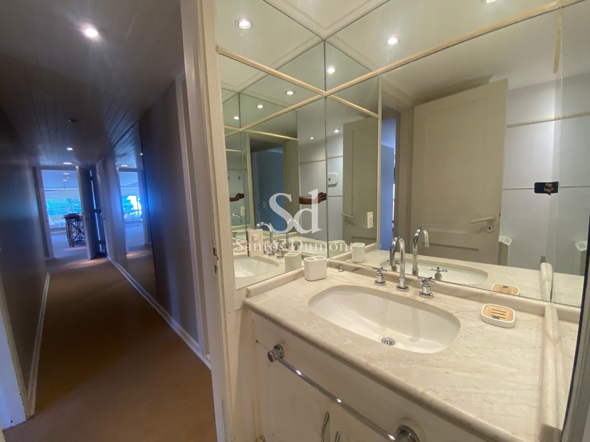 Apartamento ID.25255 - Venta Apartamento 2 dormitorios + servicio completo Península Punta del Este
