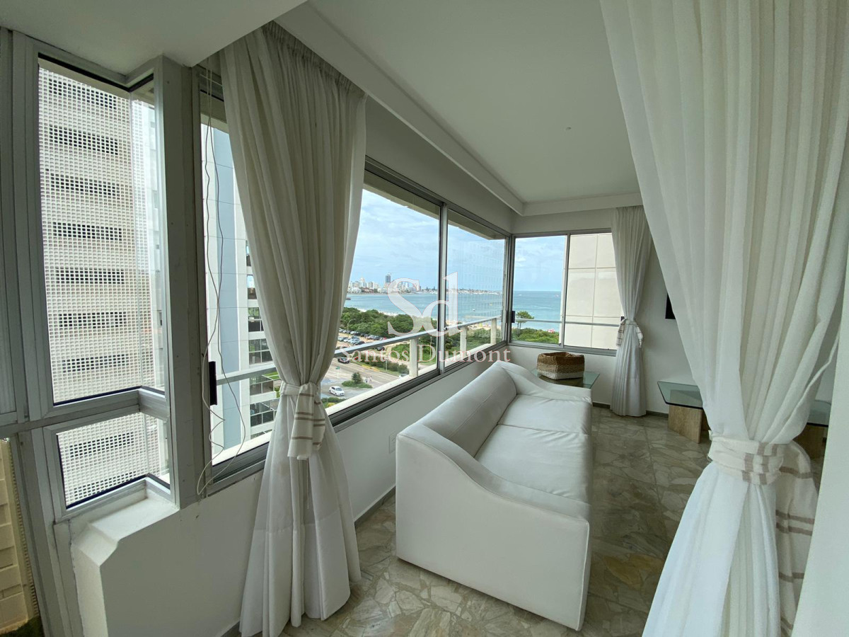 Apartamento ID.7847 - Venta Apartamento 2 Dormitorios y servicio Playa Mansa