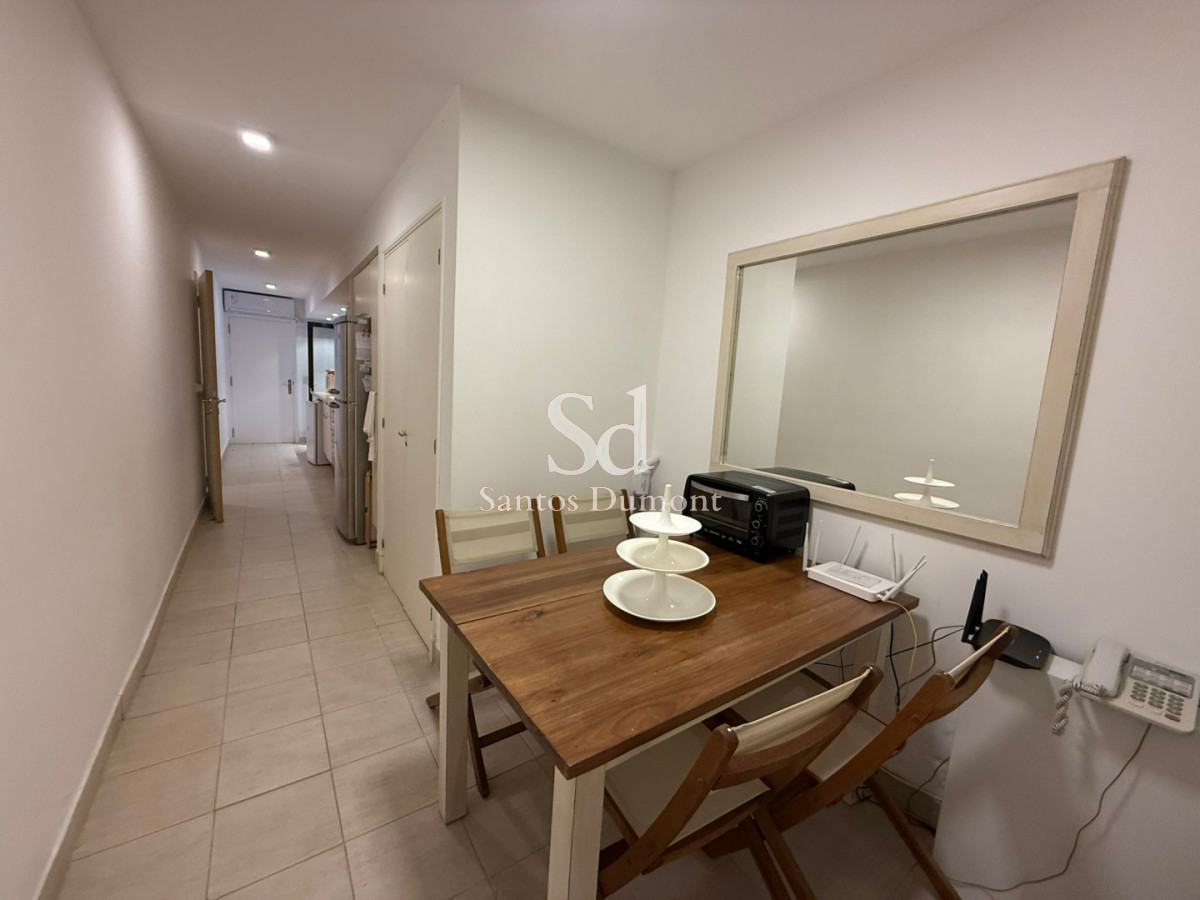 Apartamento ID.8806 - Apartamento en venta 3 dormitorios en suite más dependencia de servicio completo, Punta del Este, Playa Brava