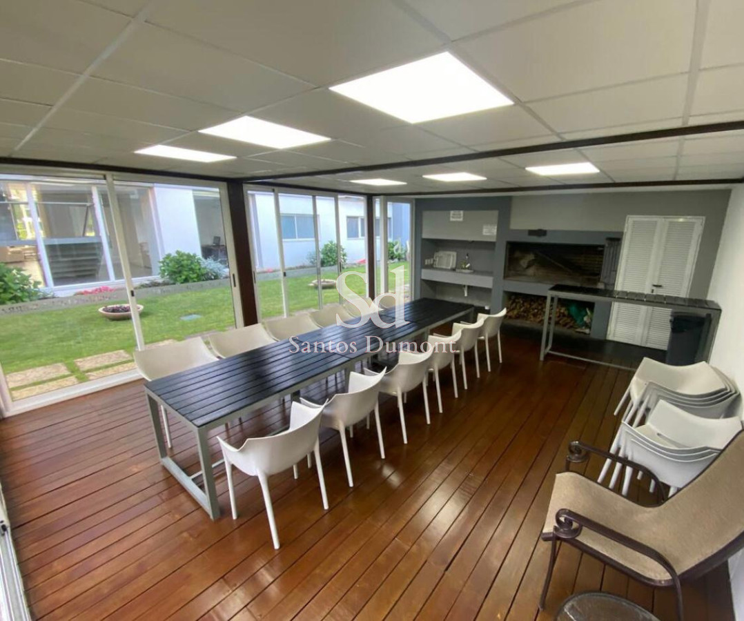 Apartamento ID.8142 - Apartamento en venta, 2 dormitorios, en Punta del Este