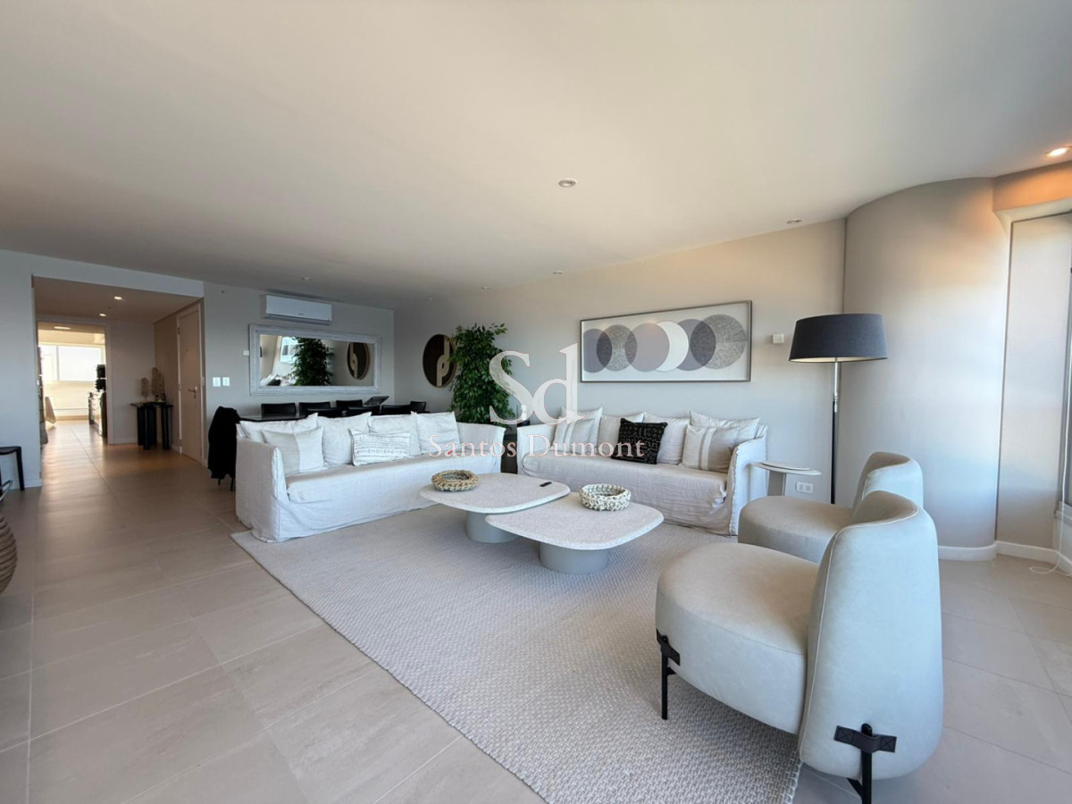 Apartamento ID.25715 - Apartamento en venta Primera Linea playa Brava