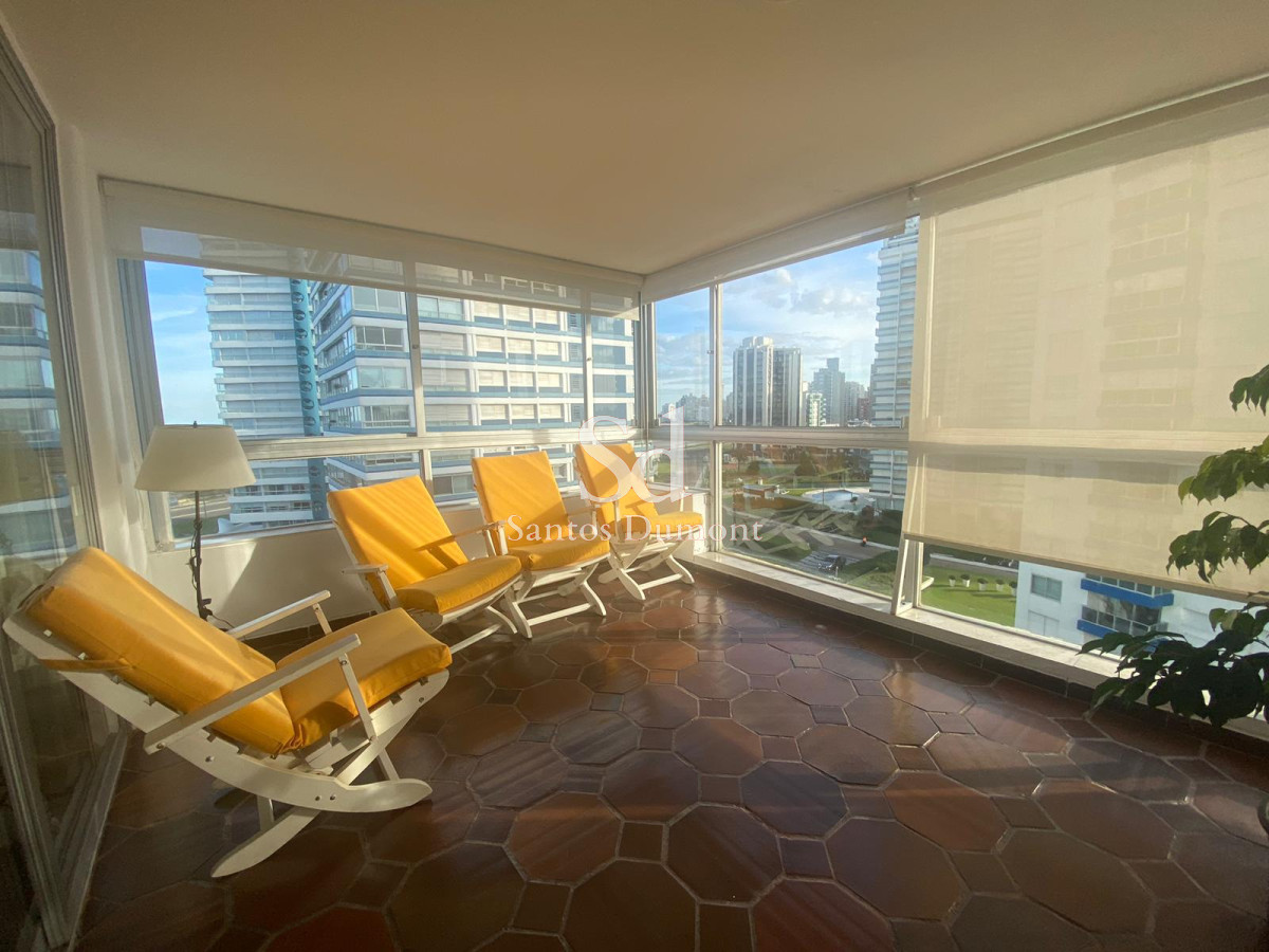 Apartamento ID.25325 - Apartamento Venta - 4 dormitorios - Punta del Este