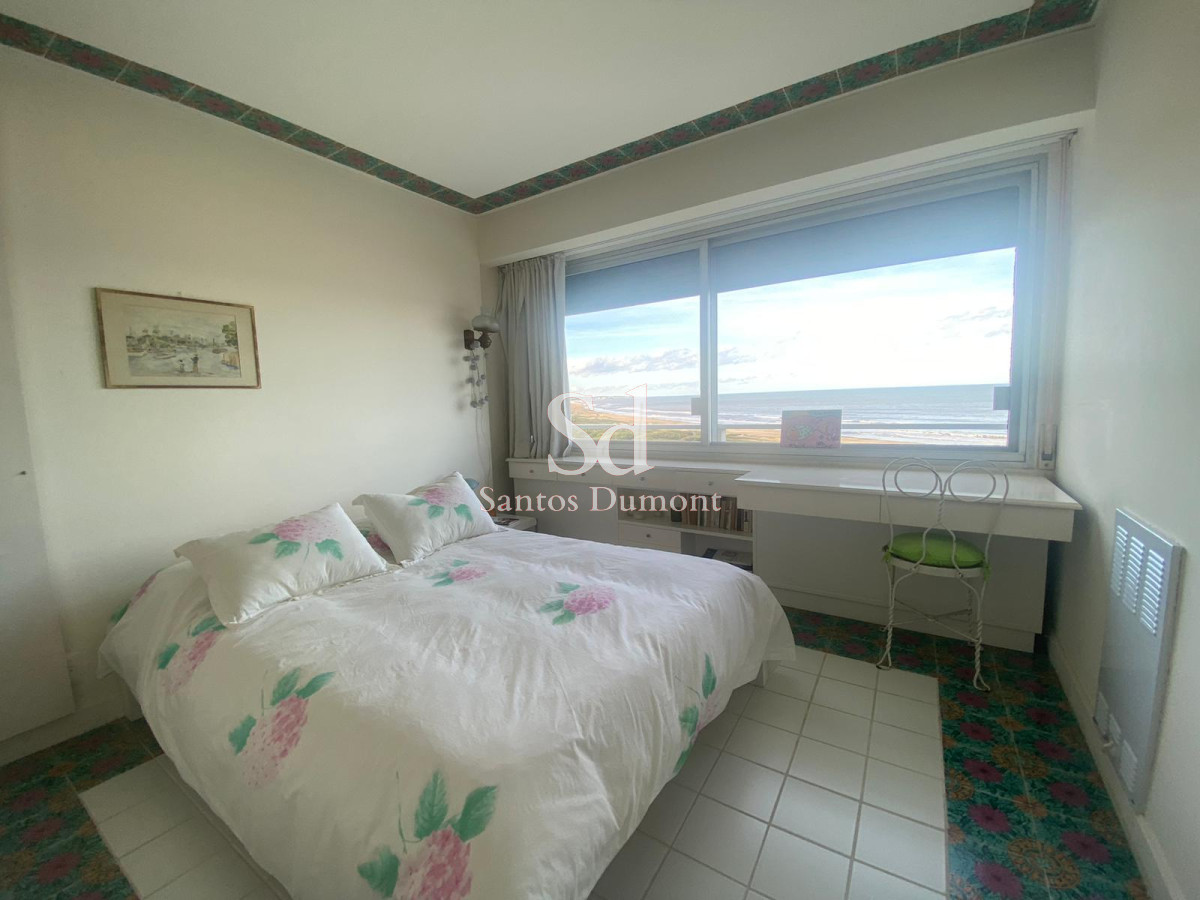 Apartamento ID.25325 - Apartamento Venta - 4 dormitorios - Punta del Este