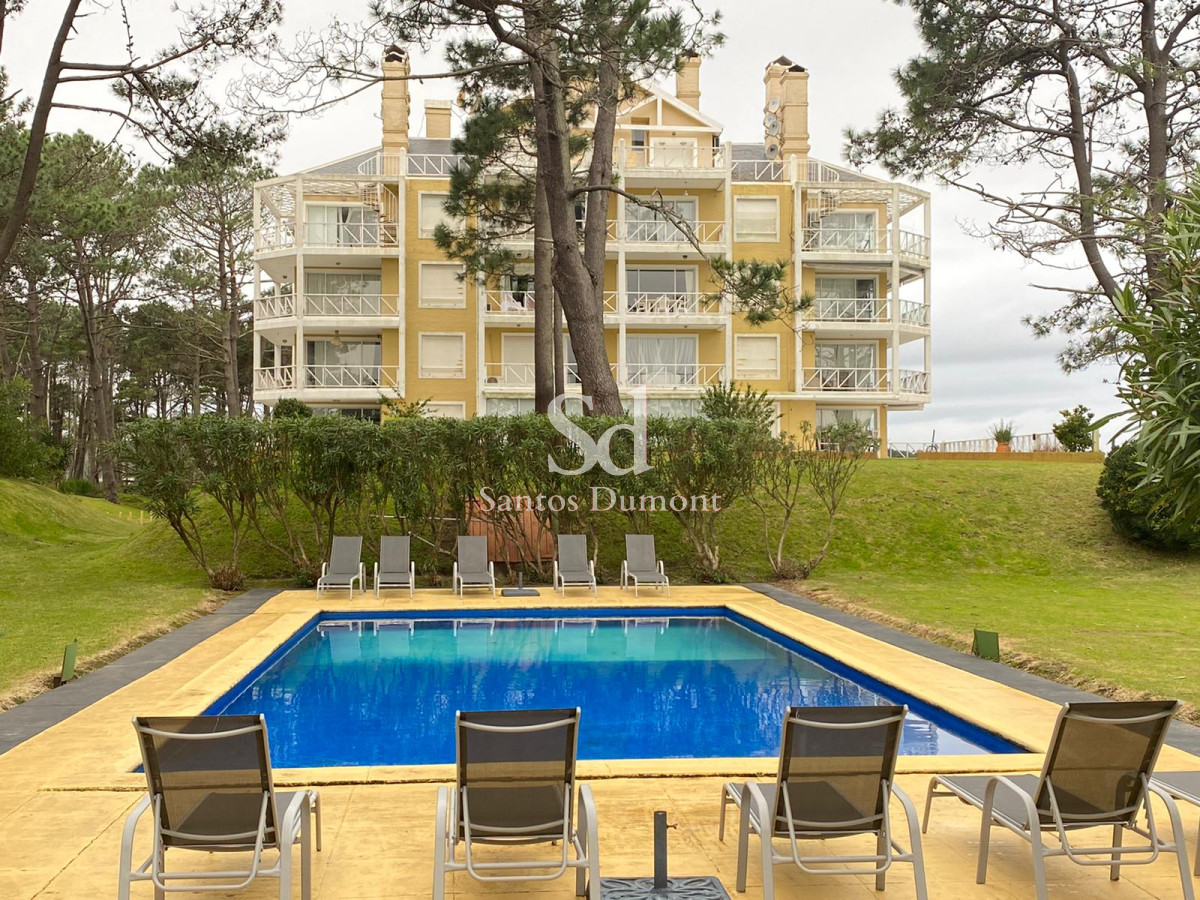 Apartamento ID.13511 - ESPECTACULAR UBICACION FRENTE AL ARROYO