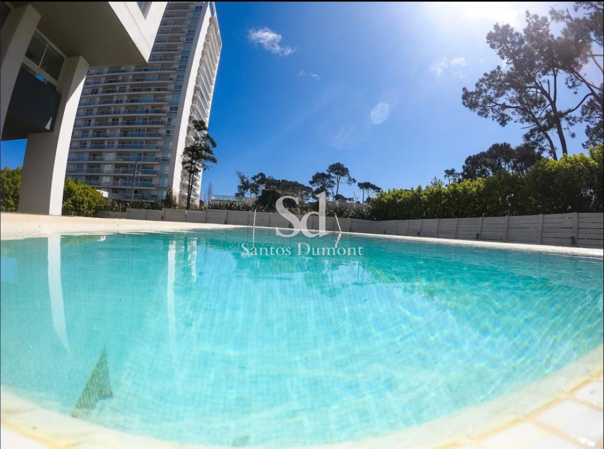 Apartamento ID.8142 - Apartamento en venta, 2 dormitorios, en Punta del Este