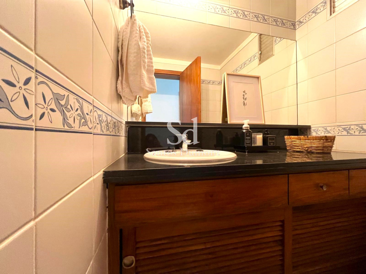 Apartamento ID.25761 - PENINSULA, PUNTA DEL ESTE - VENTA
