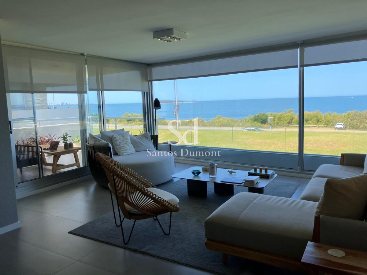 Apartamento ID.25516 - Venta apartamento 3 Dormitorios y dependencia Playa Mansa, Punta del Este