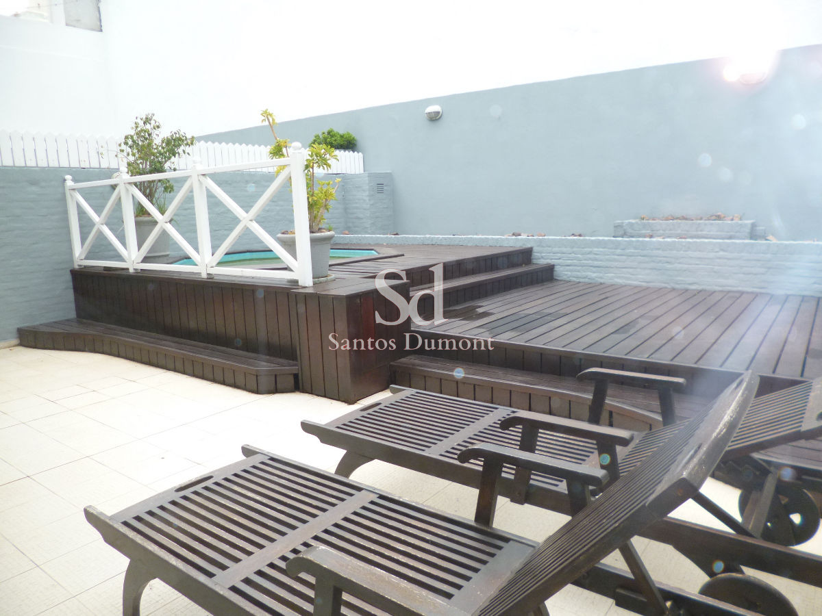 Apartamento ID.8575 - Venta Apartamento Semipiso de 4 dormitorios + servicio completo Punta del Este