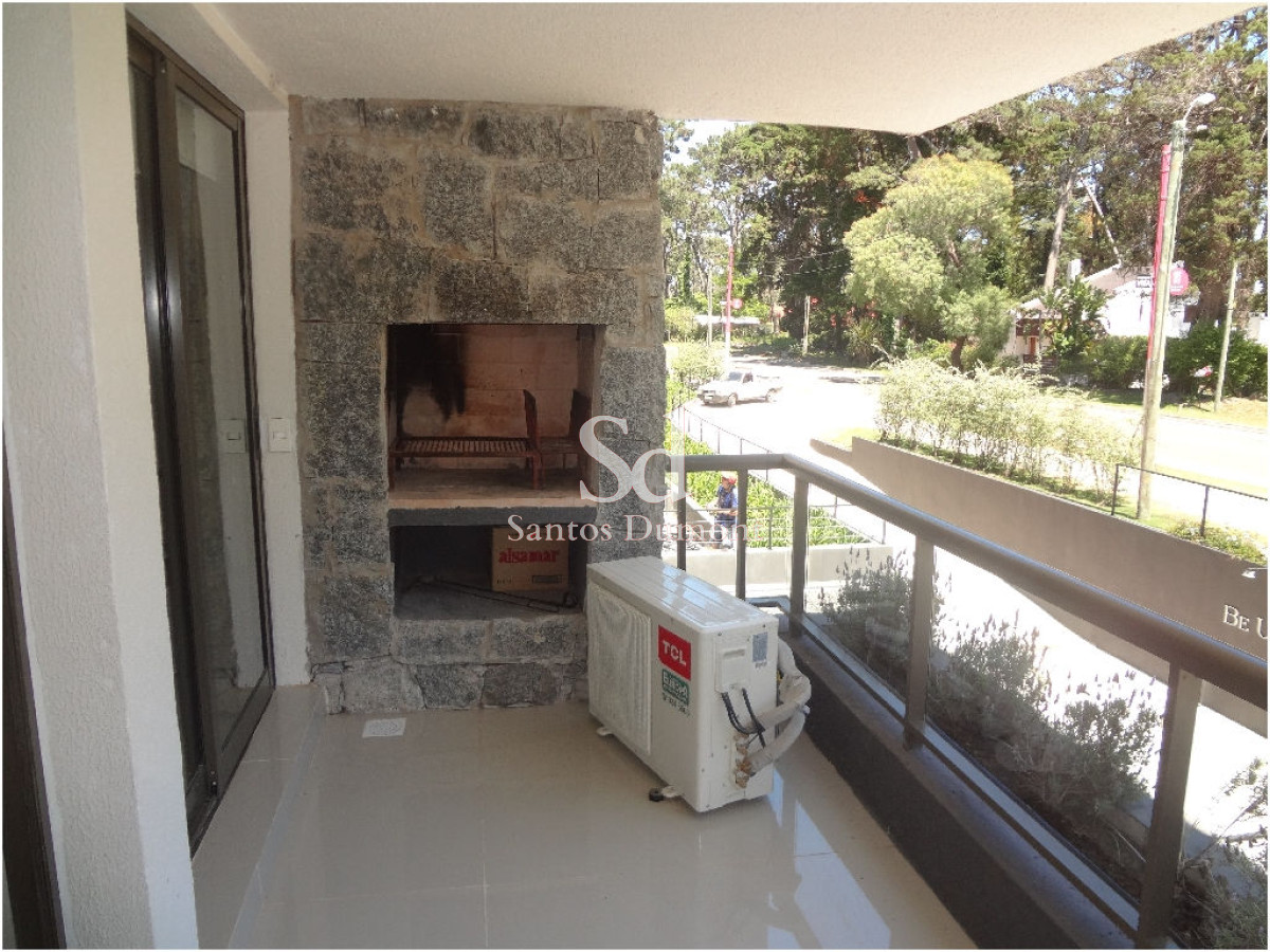 Apartamento ID.8651 - VENTA - Departamento de 2 dormitorios - 2 baños