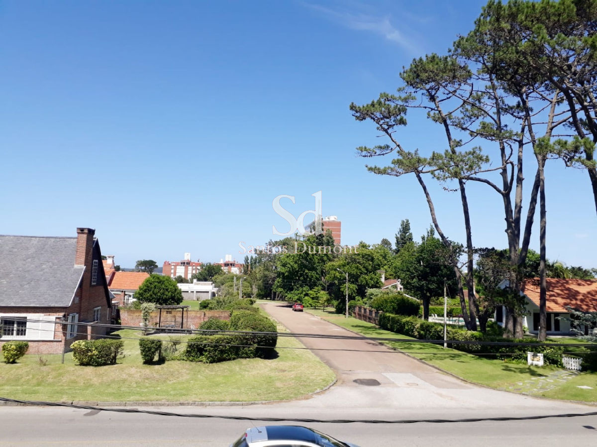 Apartamento ID.8834 - Venta Apartamento 2 dormitorios Punta del Este