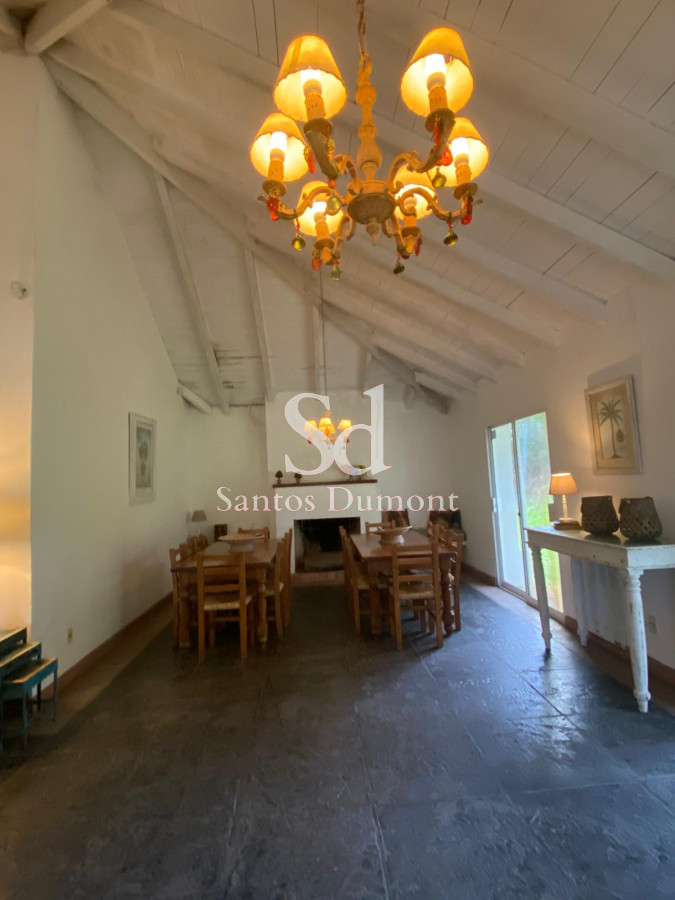 Apartamento ID.13511 - ESPECTACULAR UBICACION FRENTE AL ARROYO