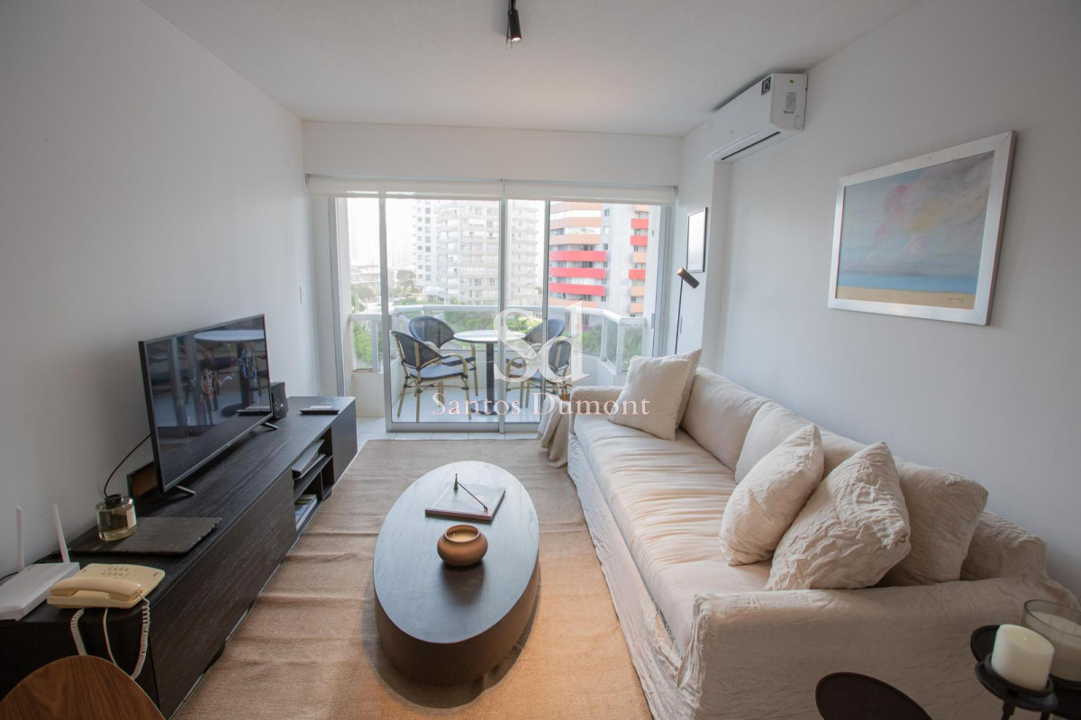 Apartamento ID.25717 - Apartamento en venta, 2 dormitorios y servicio en Playa Brava